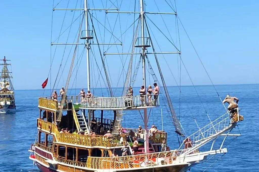 Relax & Family Boat Tour in Alanya